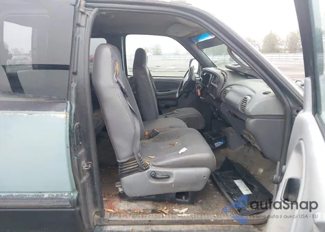 2001 Dodge Ram 2500 St из США, поврежденный, VIN 1B7KC23601J288125